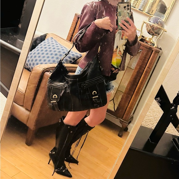 Black soft leather handbag Aqua Madonna - Picture 10 of 10